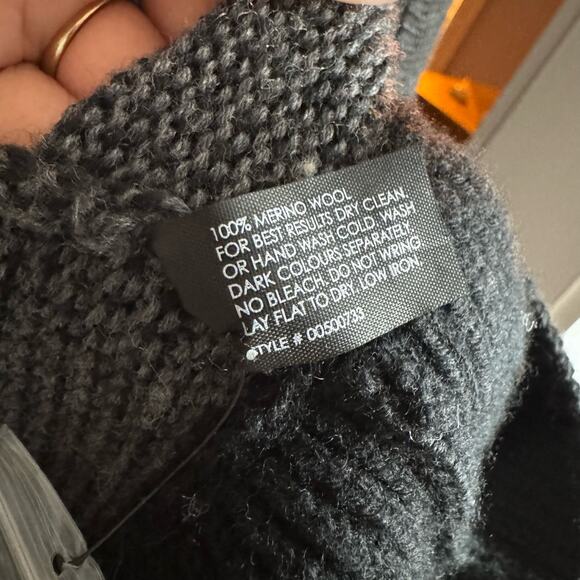 Club Monaco Merino Wool  Button Front Cardigan Heavy Knit Women's Large - Picture 12 of 12